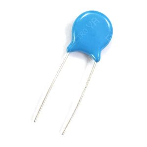 Condensador cerámico de disco azul 3 kV 100 pF marcado 101, con dos terminales radiales.