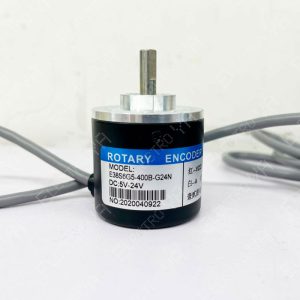 Encoder rotativo óptico incremental E38S6G5-400B-G24N de 400 pulsos con eje metálico de 6 mm y salida por cable.